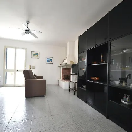 Charming Near The With A Terrace; Parking Available, Pets Apartment San Foca