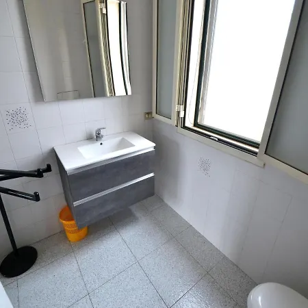 Charming Near The With A Terrace; Parking Available, Pets * San Foca